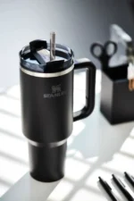 Stanley Quencher H2.0 40oz Insulated Tumbler – Stainless Steel Travel Mug with Handle, Lid & Straw for Cold & Hot Drinks (Black)